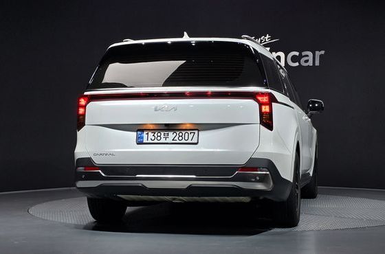 Kia Carnival Diesel 9-Seater Noblesse — пробег 28 546 км — фото 4 из 5