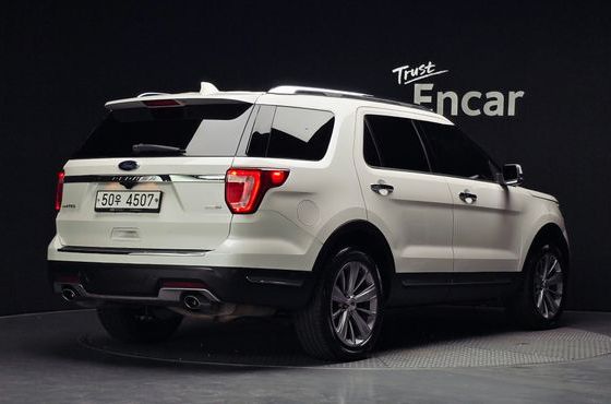 Ford Explorer 2.3 Limited 4WD 5th — пробег 113 720 км — фото 2 из 5