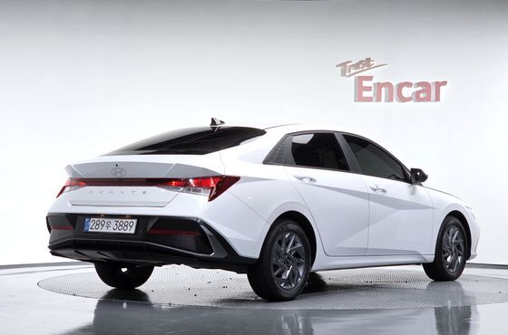 Hyundai AVANTE 1.6 Modern — пробег 13 315 км — фото 2 из 5