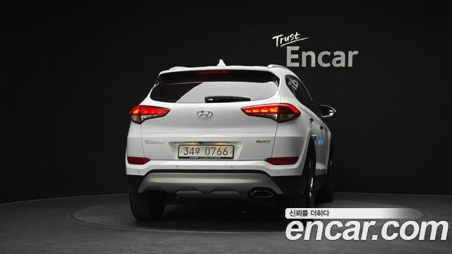 Hyundai Tucson Diesel 1.7 2WD Modern Fever — пробег 147 419 км — фото 4 из 5