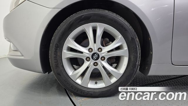 Hyundai Sonata Premier — пробег 123 977 км — фото 5 из 5