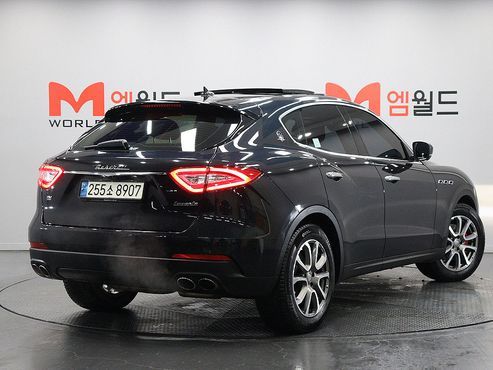 Maserati Levante 3.0 AWD — пробег 93 422 км — фото 3 из 5