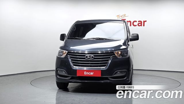 Hyundai Starex Urban 9-Seater Premium — пробег 170 401 км — фото 3 из 5