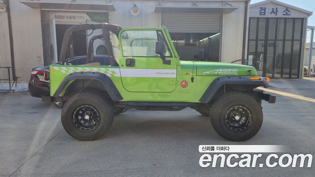 Jeep Wrangler 2.5 — пробег 326 000 км — фото 4 из 5