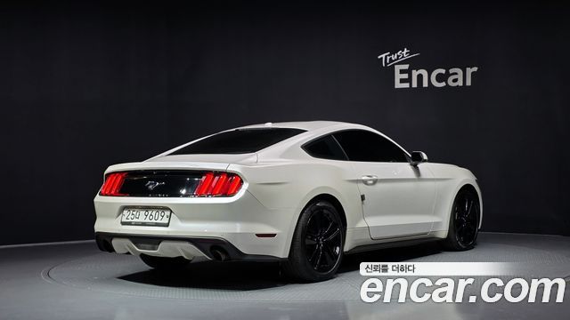 Ford Mustang Coupe — пробег 155 861 км — фото 2 из 5