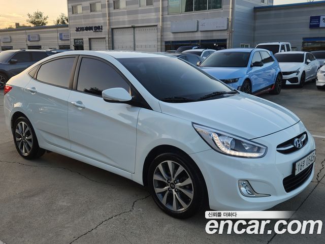 Hyundai Accent 1.4 VVT Premium — пробег 123 450 км — фото 2 из 5