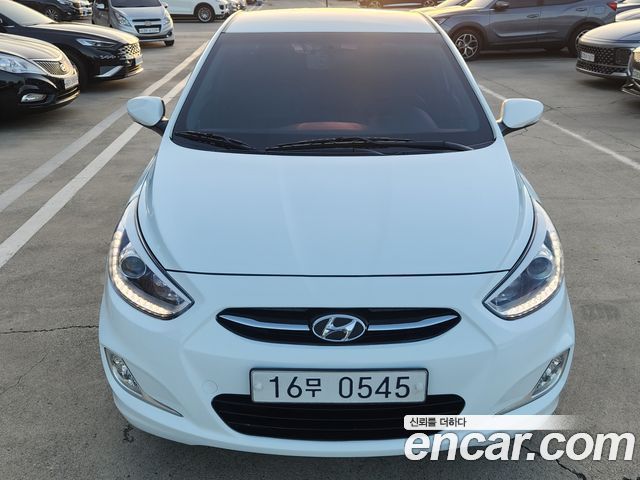 Hyundai Accent 1.4 VVT Premium — пробег 123 450 км — фото 3 из 5