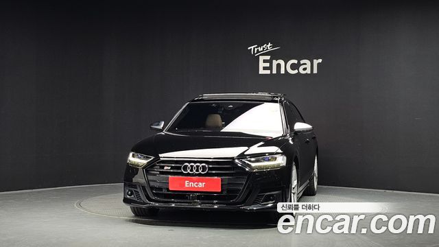 Audi S8 4.0 TFSI Quattro LWB — пробег 68 630 км — фото 3 из 5