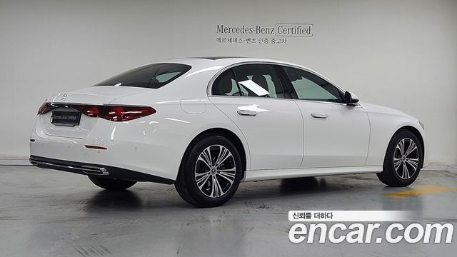 Mercedes-Benz E-Class из Кореи Encar