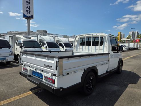 Kia PV5 Openbed Long Range Plus — пробег 840 км — фото 2 из 5