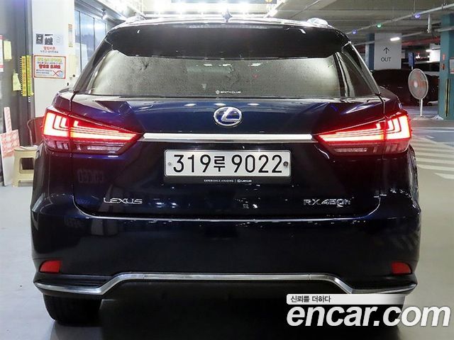Lexus RX Executive — пробег 21 701 км — фото 4 из 5
