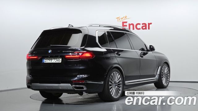 BMW X7 xDrive 30d Design Pure Excellent 6-Seater — пробег 108 465 км — фото 2 из 5