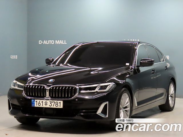 BMW 5-Series 530i xDrive Luxury — пробег 73 537 км — фото 1 из 5