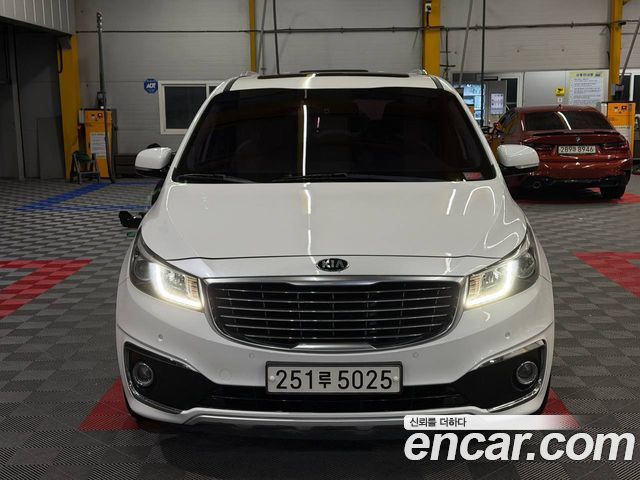 Kia Carnival из Кореи Encar
