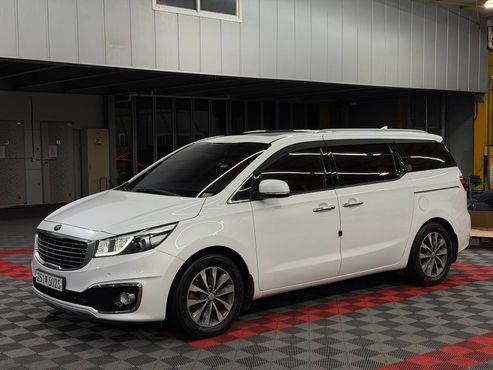 Kia Carnival 9-seater Prestige — пробег 175 767 км — фото 5 из 5