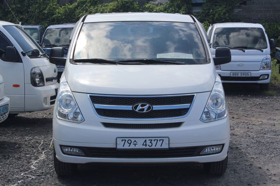 Hyundai Starex 12-Seater Wagon CVX Luxury — пробег 157 740 км — фото 1 из 5