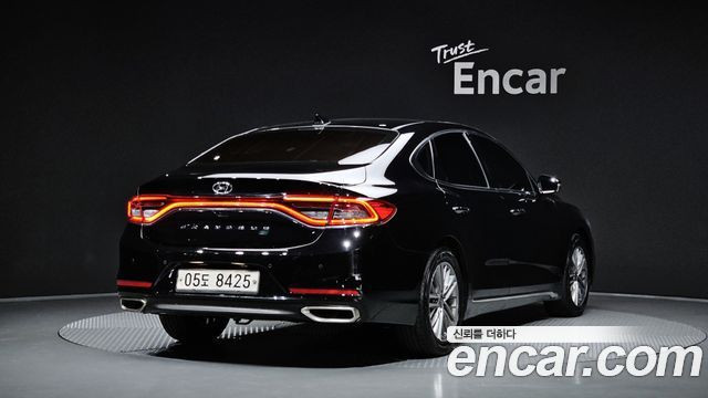 Hyundai Grandeur из Кореи Encar