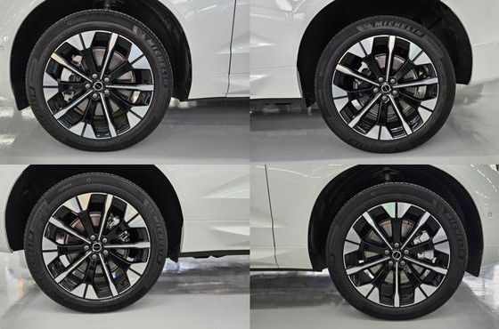Volvo XC60 T8 Ultra Bright — пробег 5 118 км — фото 5 из 5