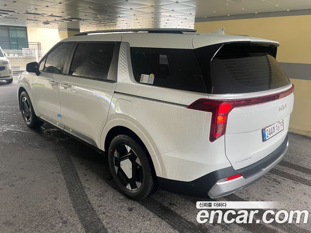 Kia Carnival HEV 9 seater Prestige — пробег 1 800 км — фото 5 из 5