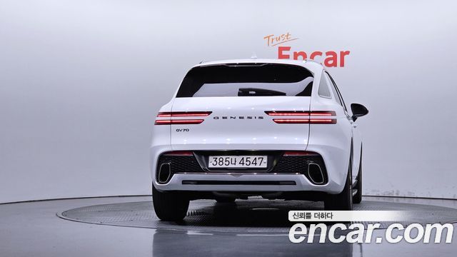 Genesis GV70 из Кореи Encar