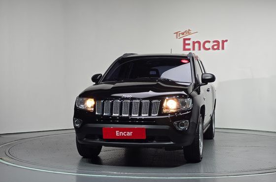 Jeep Compass 2.4 Limited 1st — пробег 32 192 км — фото 3 из 5