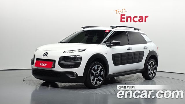 Citroen-DS C4 CACTUS 1.6 BlueHDi Shine — пробег 101 837 км — фото 1 из 5