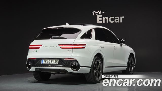Genesis GV70 из Кореи Encar
