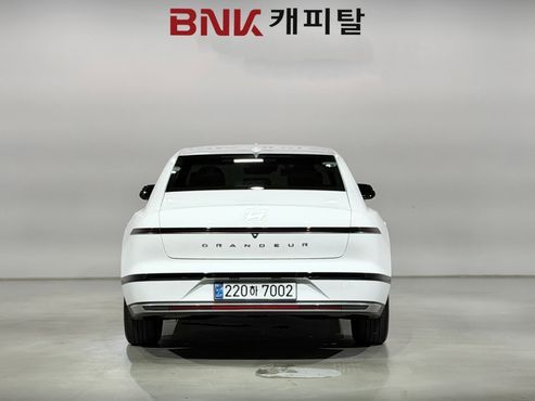 Hyundai Grandeur 2,5 Gasoline 2WD Premium — пробег 29 124 км — фото 3 из 5