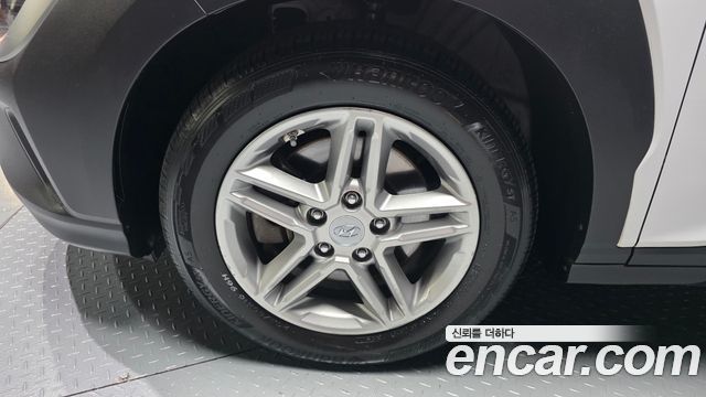 Hyundai Kona Gasoline 1.6 Turbo 4WD Smart — пробег 97 091 км — фото 5 из 5