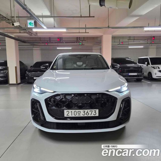 Audi Q5 45 TFSI Quattro Sportback S Line — пробег 3 500 км — фото 1 из 5