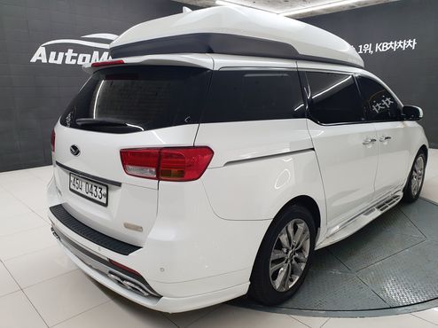 Kia Carnival 9-seater Hi-Limousine Prestige — пробег 129 136 км — фото 2 из 5