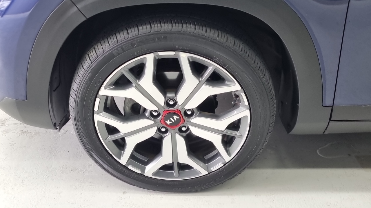 Kia Seltos из Кореи Encar