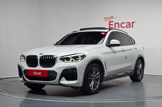 BMW X4 xDrive20i M Sport X — пробег 67 995 км — фото 1 из 5