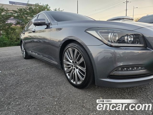 Hyundai Genesis из Кореи Encar