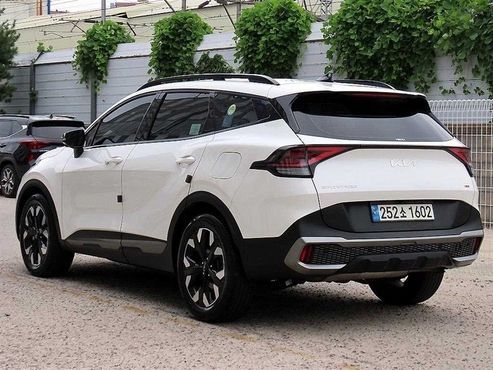 Kia Sportage Gasoline 1.6 Turbo 4WD Signature Gravity — пробег 64 600 км — фото 3 из 5