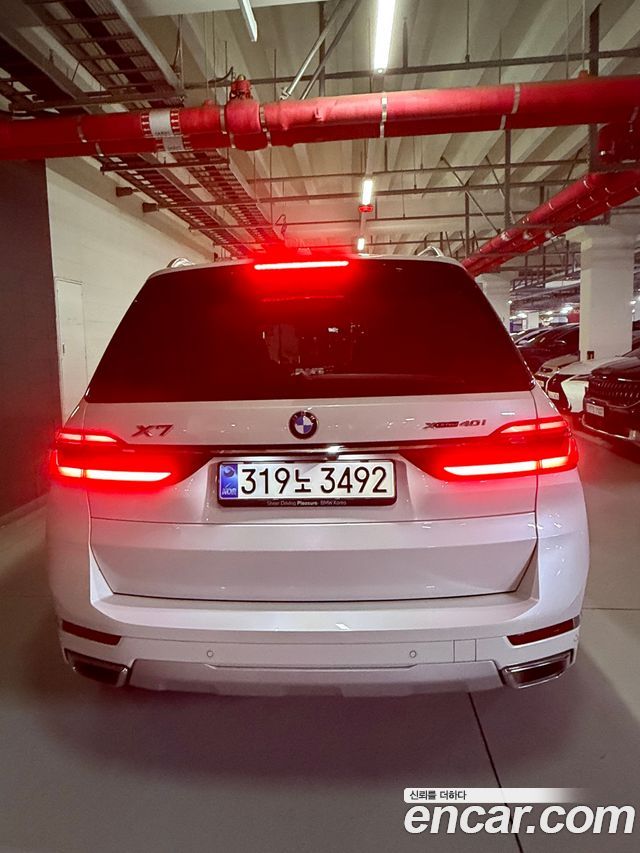 BMW X7 xDrive 40i Design Pure Excellence 6-Seater — пробег 29 500 км — фото 4 из 5