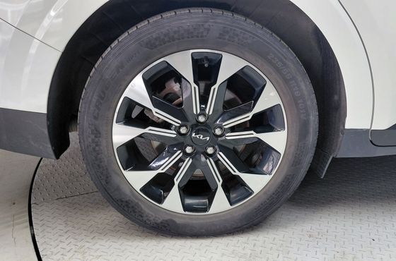 Kia Carnival Diesel 9-Seater Prestige — пробег 133 597 км — фото 5 из 5