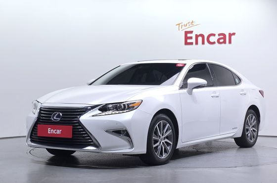 Lexus ES Supreme XV60 — пробег 96 109 км — фото 1 из 5