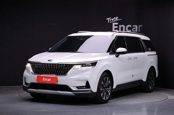 Kia Carnival Diesel 9-Seater Prestige — пробег 68 958 км — фото 1 из 5
