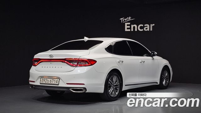 Hyundai Grandeur из Кореи Encar