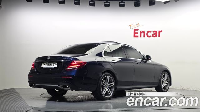Mercedes-Benz E-Class E300 4MATIC AMG Line — пробег 26 919 км — фото 2 из 5