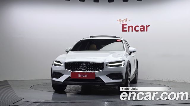 Volvo V60 из Кореи Encar