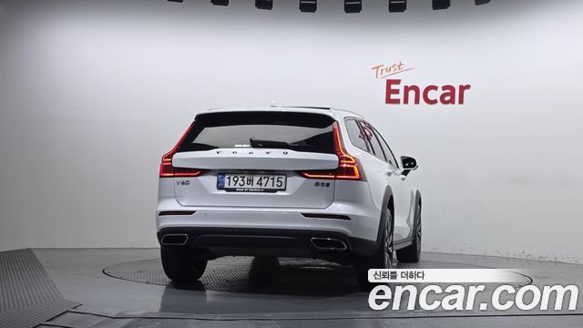 Volvo V60 из Кореи Encar