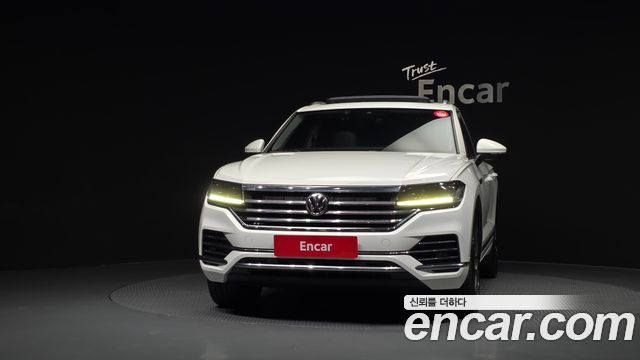 Volkswagen Touareg 3.0 TDI Prestige — пробег 137 531 км — фото 3 из 5