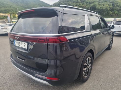 Kia Carnival Diesel 9-Seater Prestige — пробег 61 670 км — фото 3 из 5