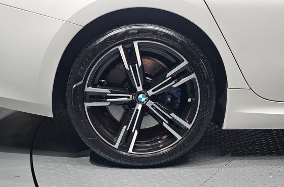 BMW 3-Series 320i M Sport — пробег 39 850 км — фото 5 из 5