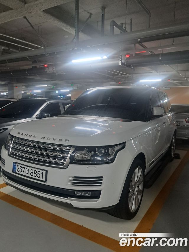 Land Rover Range Rover 4.4 SDV8 Vogue SE DIESEL — пробег 118 000 км — фото 3 из 5