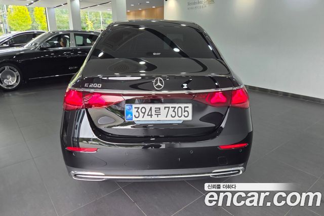 Mercedes-Benz E-Class из Кореи Encar