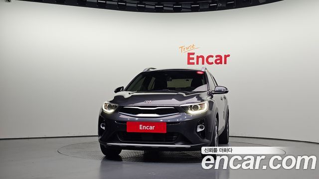 Kia Stonic из Кореи Encar