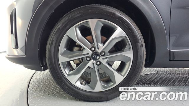 Kia Stonic из Кореи Encar